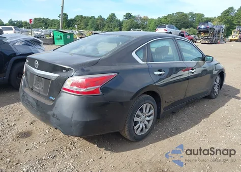 2015 Nissan Altima 2.5 S from USA, damaged, VIN 1N4AL3AP8FC228267
